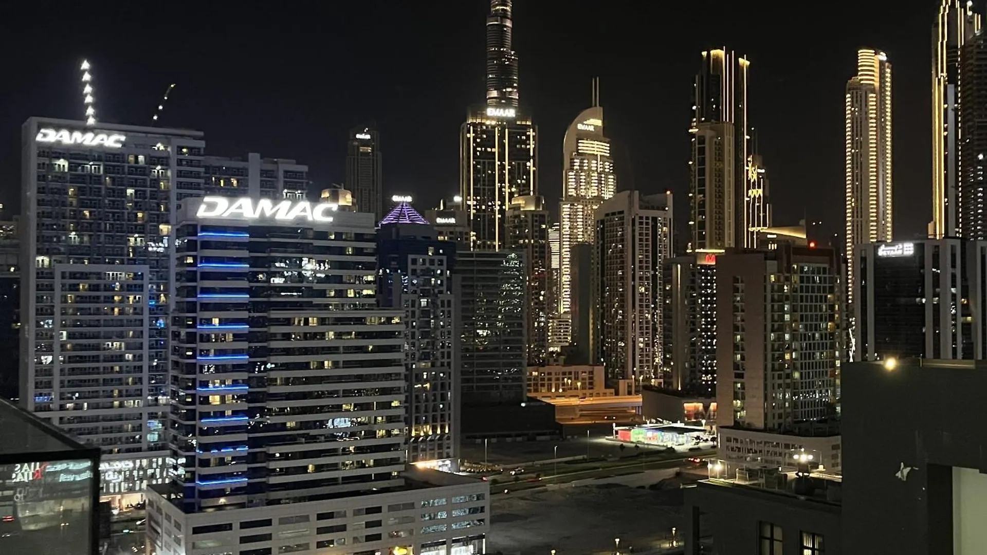 Luxury 2Br Burj View & Jacuzzi Apartment Dubai 0*,