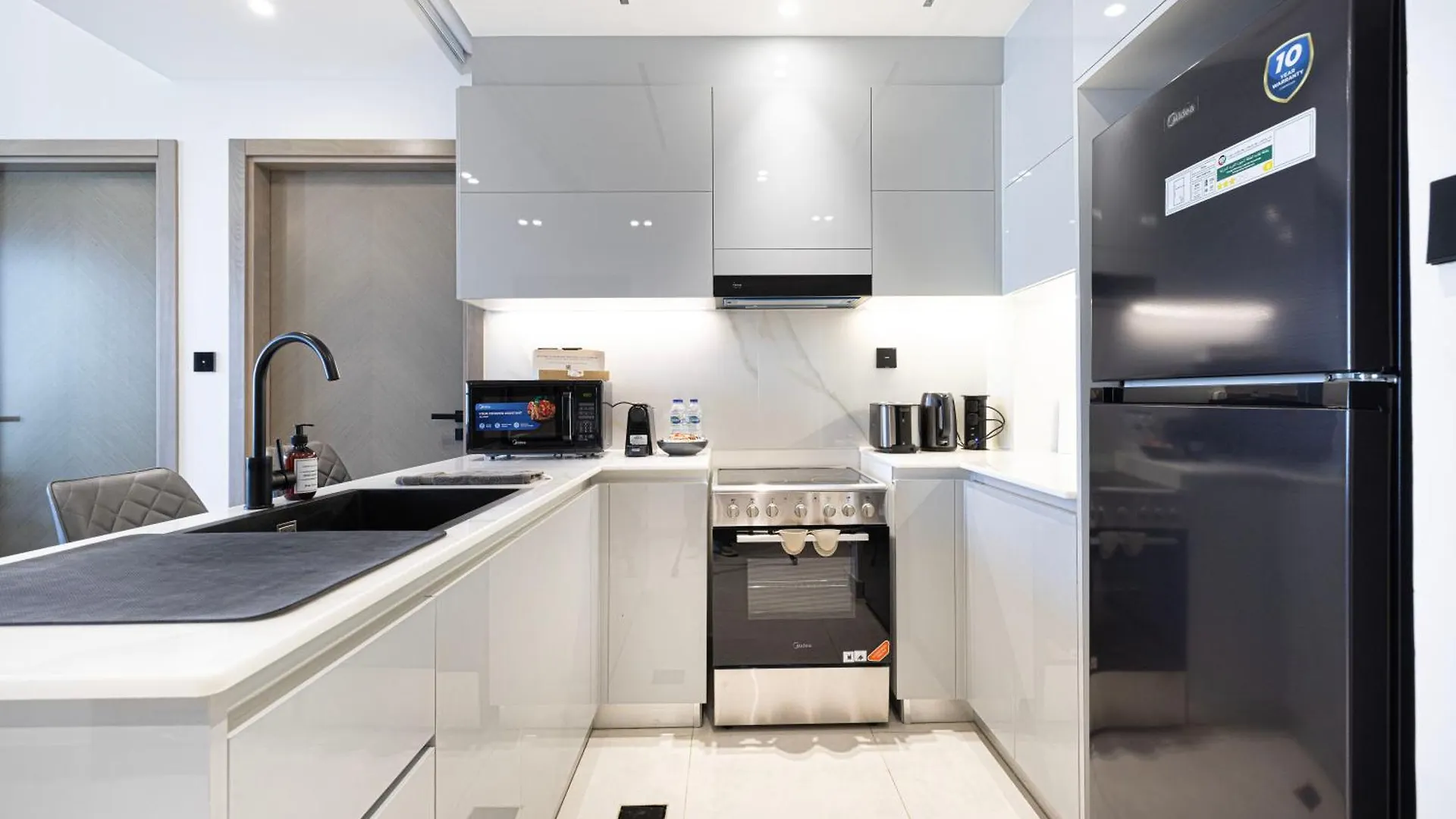 Luxury 2Br Burj View & Jacuzzi Apartment Dubai United Arab Emirates